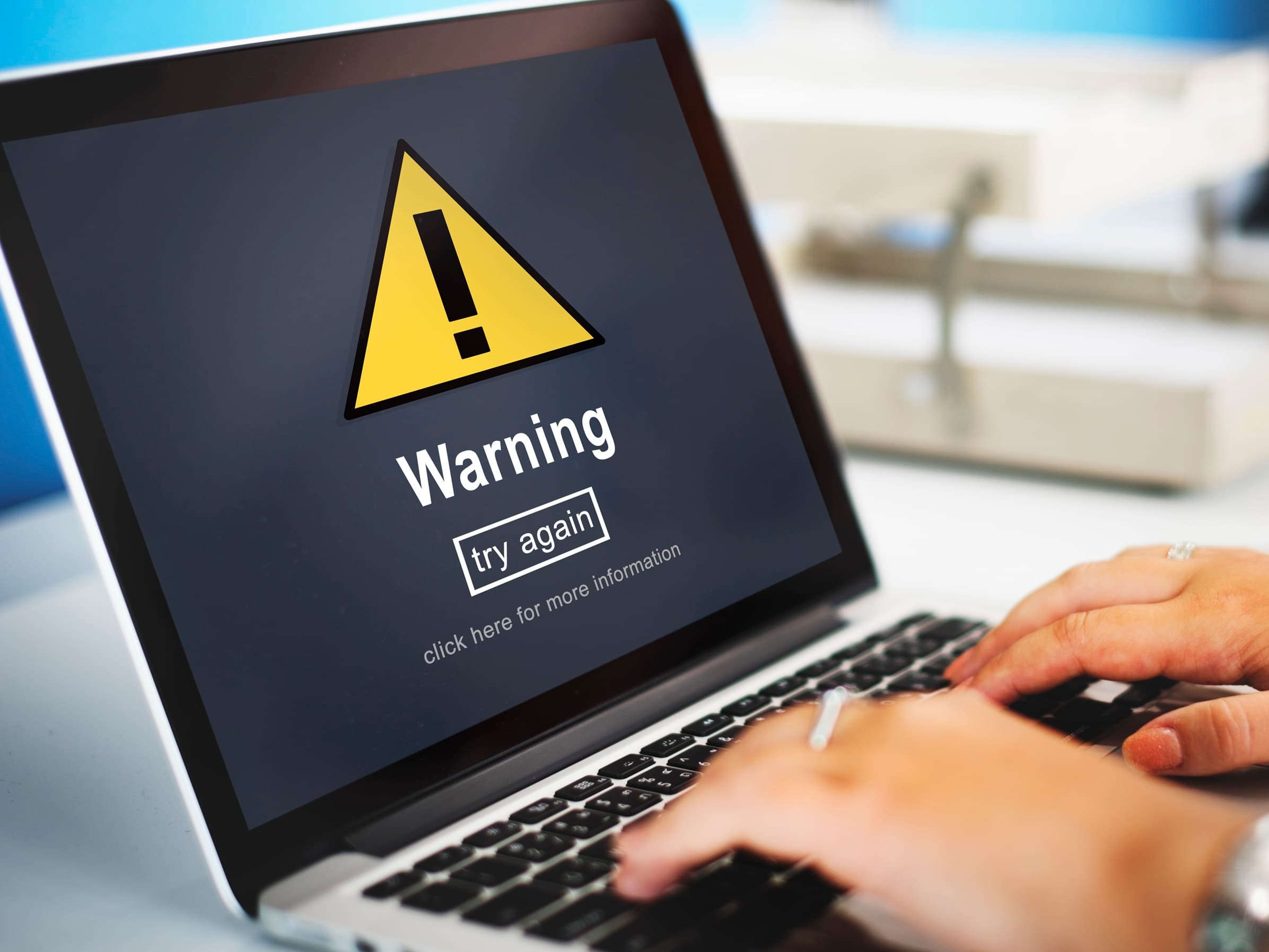 Demurrage early warning alerts